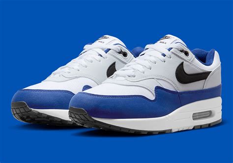 nike air max blauw stof witte zool